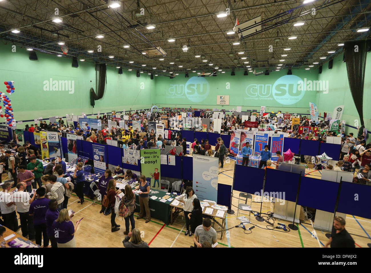 CAMBRIDGE UNIVERSITY STUDENTS FRESHERS FAIR 2013 Stock Photo Alamy