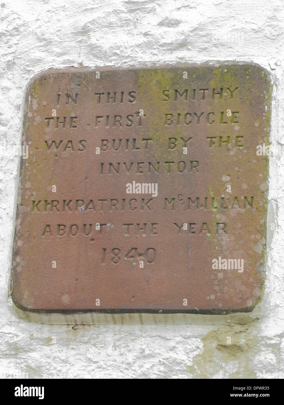 Commemorative Plaque to Kirkpatrick MacMillan at Courthill Smithy, Keir Mill, Nithsdale, Dumfries & Galloway, Scotland, UK Stock Photo