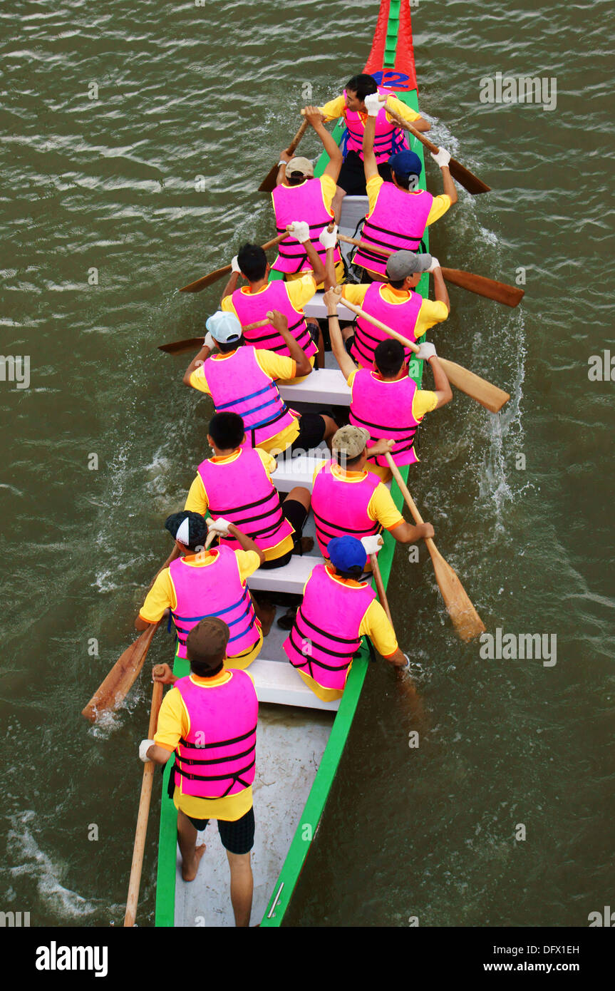 Racer in competition at boat race, Sai Gon, Viet Nam, April 27, 2013 Stock Photo Alamy