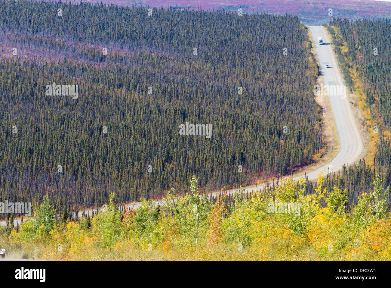 Dalton highway leading to Prudhoe bay in Arctic ocean, Alaska Stock Photo