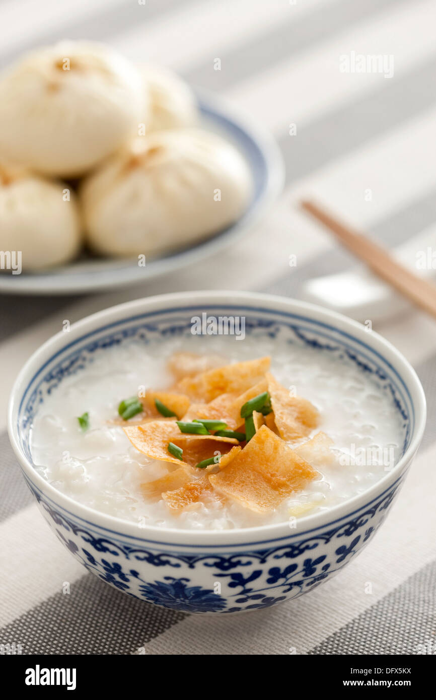 Xifan Rice Chinese food rice porridge and steamed buns Stock Photo - Alamy