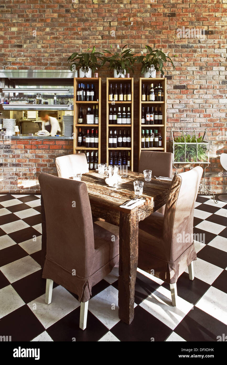 Avoca cafe hires stock photography and images Alamy