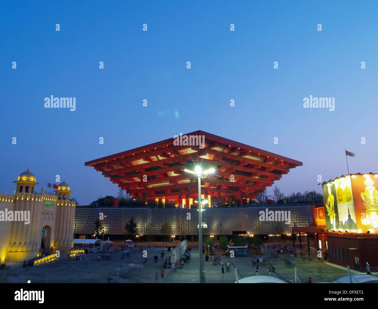 China Pavilion At The 2010 Shanghai Expo Stock Photo - Alamy