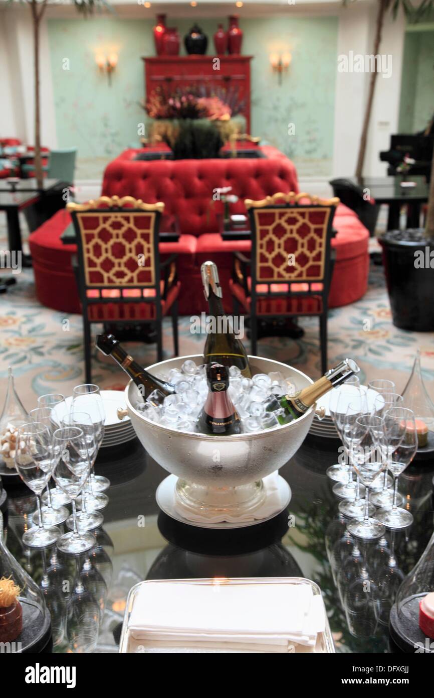 Champagne bar restaurant La Bauhinia in Shangri-La Hotel Paris Paris France  Stock Photo - Alamy