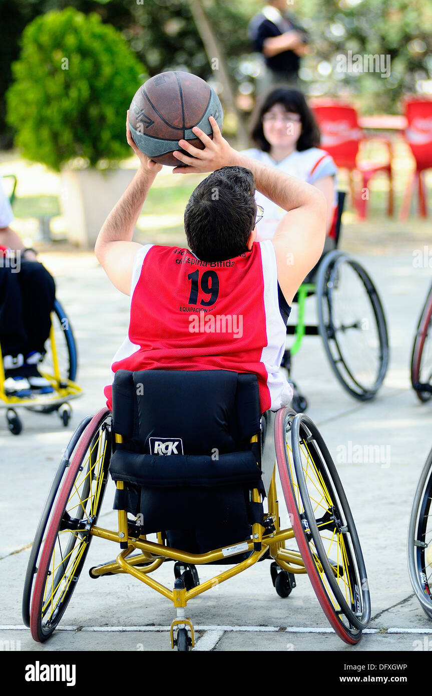 BASKETBALL IN WHEELCHAIR Stock Photo Alamy