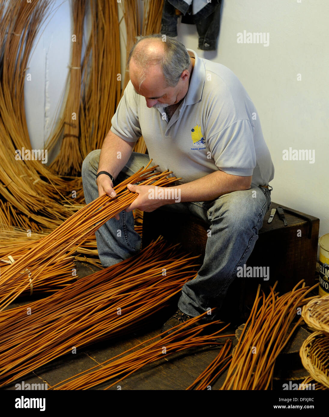 Basket weavers hires stock photography and images Alamy