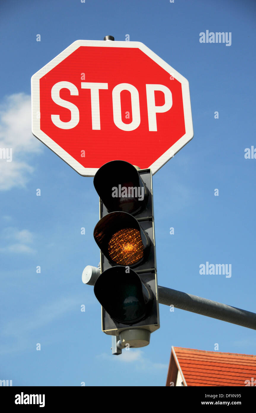 Flashing traffic lights to stop sign Stock Photo Alamy