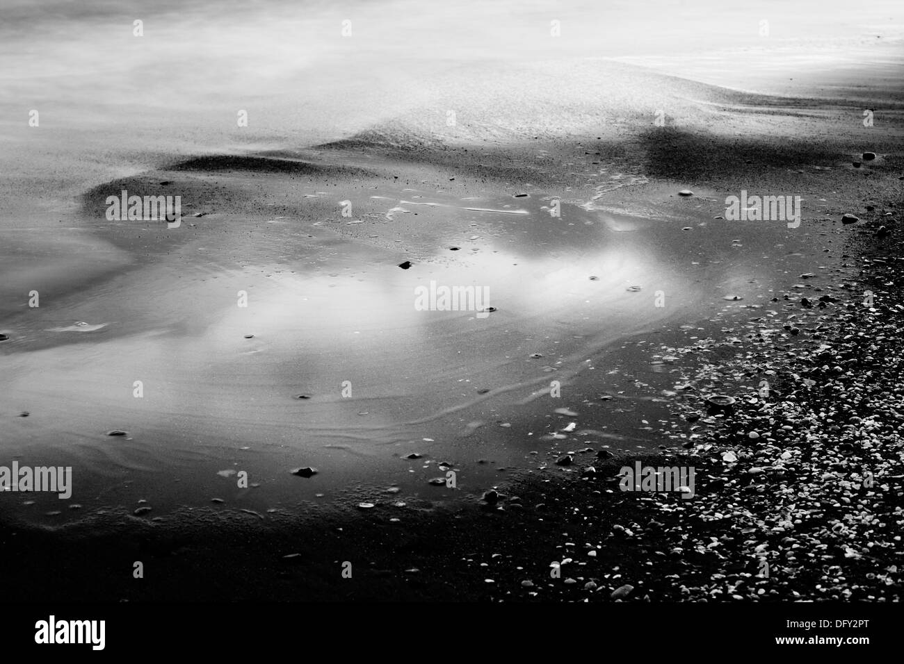 Waves in slow exposure Black and white Stock Photo - Alamy