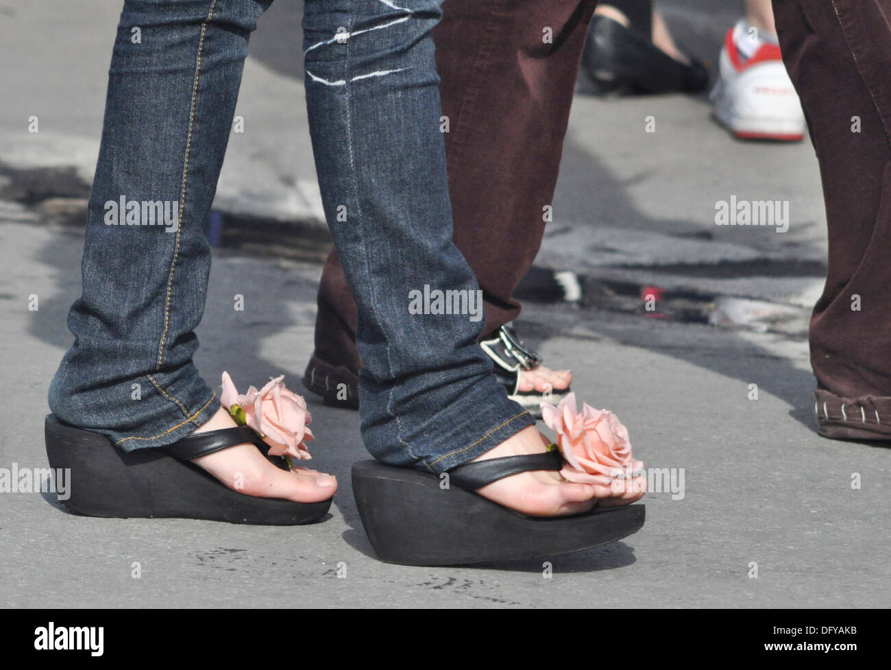 Naha (Japan): flowered flip-flops Stock Photo - Alamy