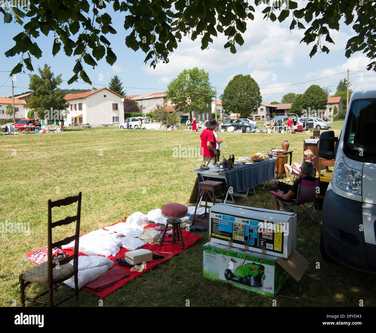 Car boot sale in the village of Laniac, Siaugues-Ste-Marie, Haute-Loire,  Auvergne, France Stock Photo - Alamy
