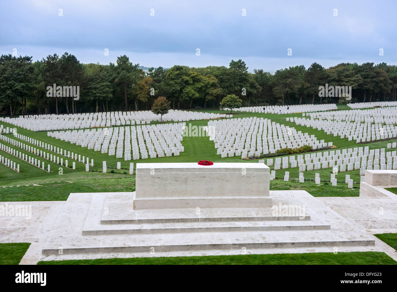 First World War One Stone of Remembrance at the WWI Étaples Military Cemetery, largest CWGC in France, Nord-Pas-de-Calais Stock Photo