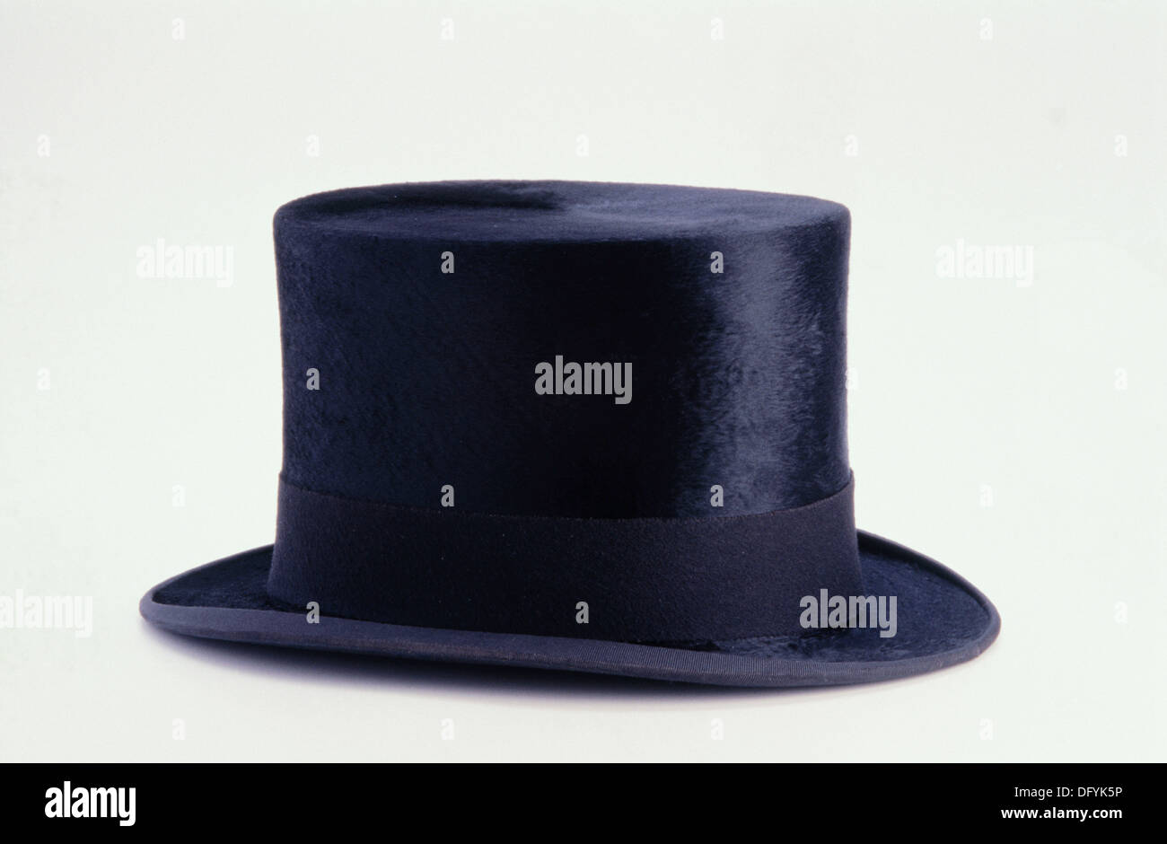 Black hat clipping hi-res stock photography and images - Alamy