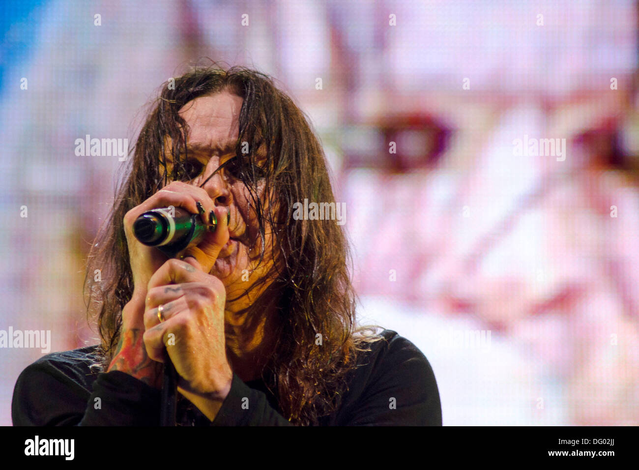 ozzy osbourne lead singer of
