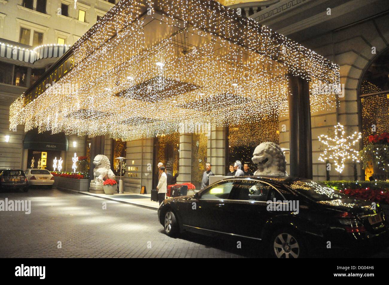 Hong Kong The Peninsula Hotel, decorated with Christmas lights, in