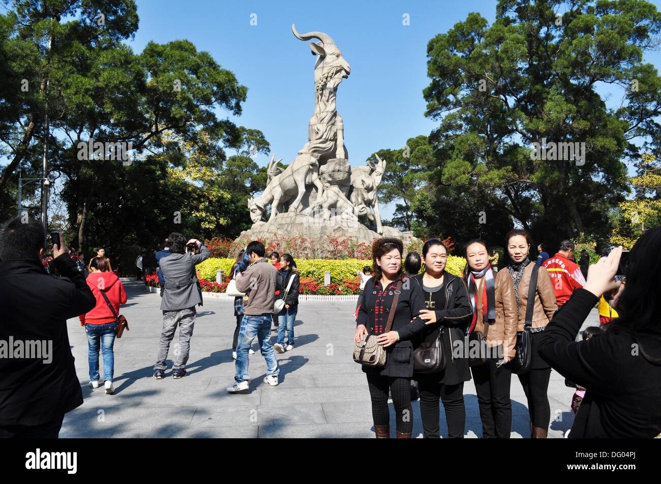 Five goat statue hi-res stock photography and images - Alamy