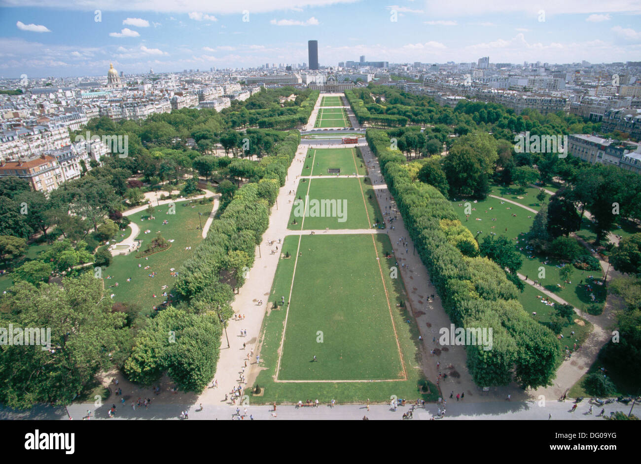 Champs de Mars. Paris. France Stock Photo Alamy