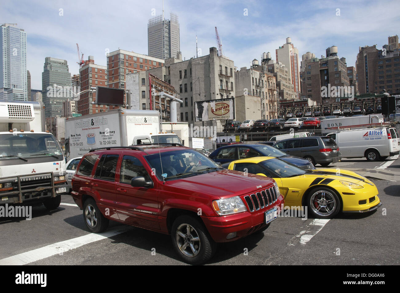 New York City (USA) cars in Manhattan (Midtown Stock Photo Alamy