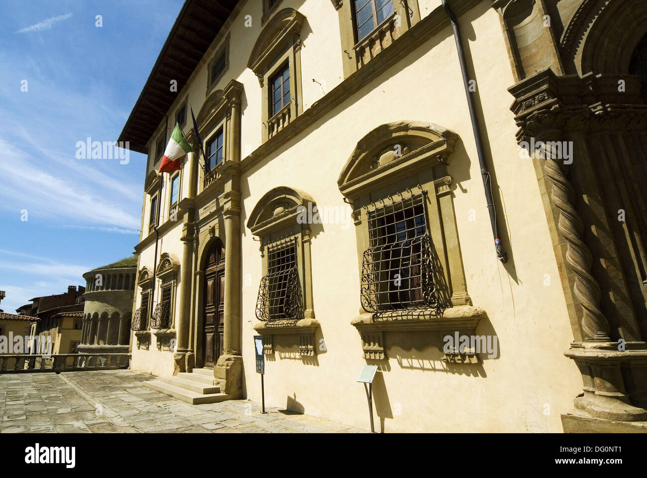 Palace of the Lay Fraternity (Fraternita dei Laici, 14th15th century