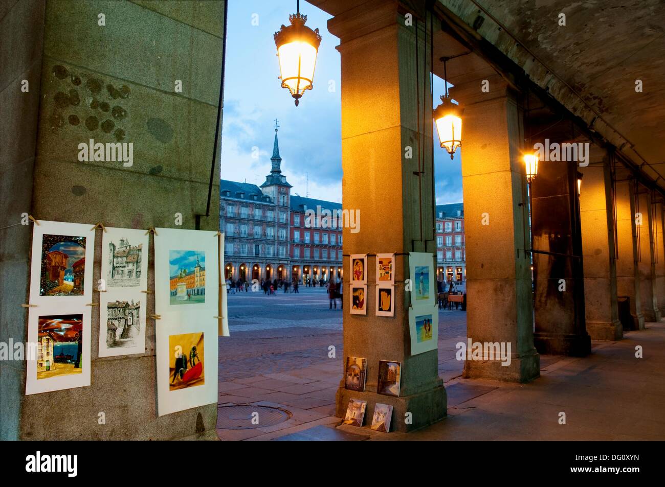 Plaza mayor madrid drawing hi-res stock photography and images - Alamy