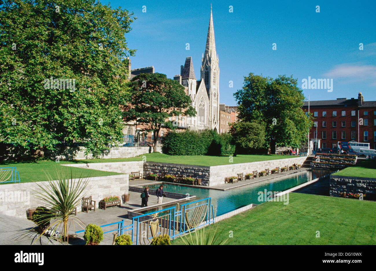 Garden of Remembrance, Findlater´s Church in background. Dublin. Ireland Stock Photo Alamy