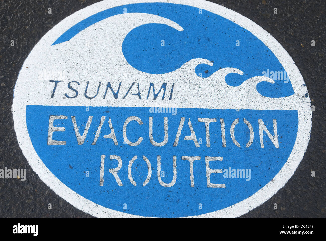 Tsunami warning sign oregon