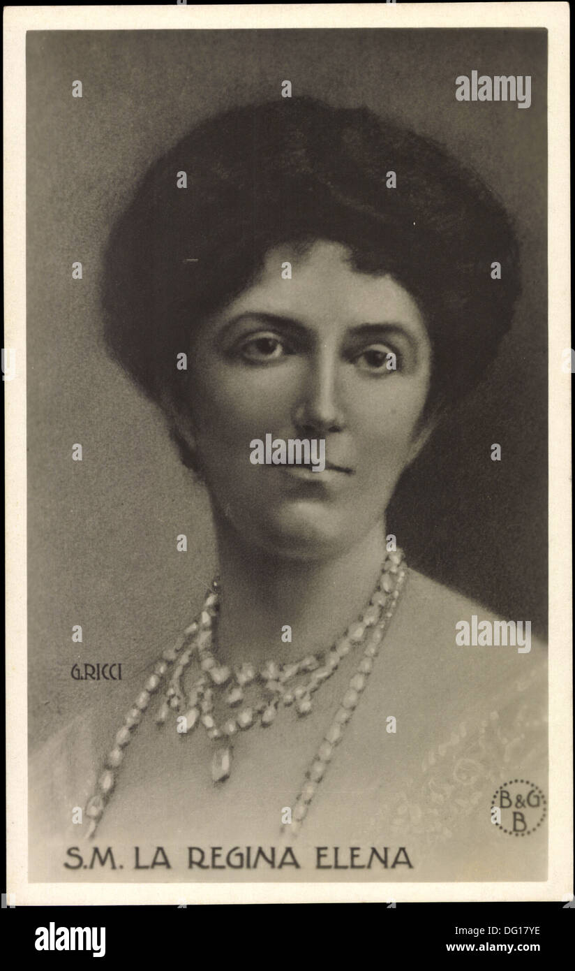 Ak S.M. La Regina Elena d'Italia, Portrait, Juwelen, Halskette; Stock Photo