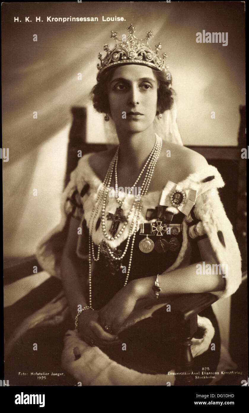 Ak Portrait der Kronprinzessin Louise in Festrobe und Kronjuwelen Stock
