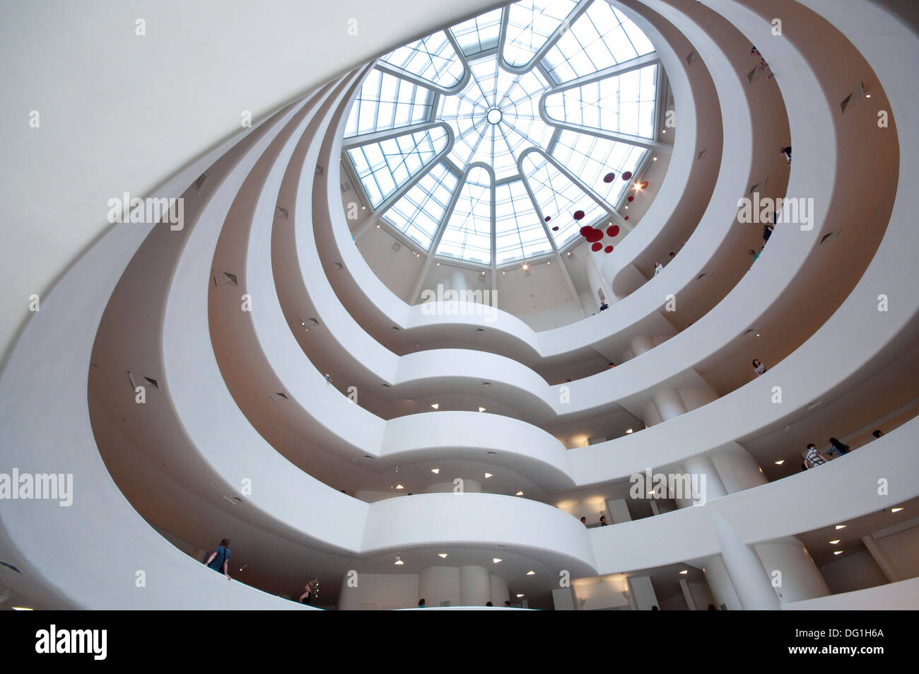 Usa New York City Guggenheim Museum By Frank Lloyd Wright