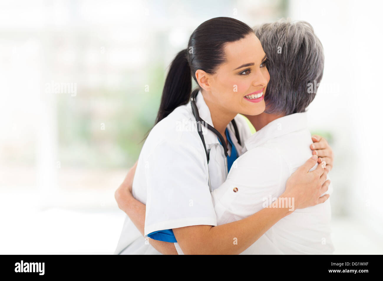 Nurse and patient hugging hi-res stock photography and images - Alamy