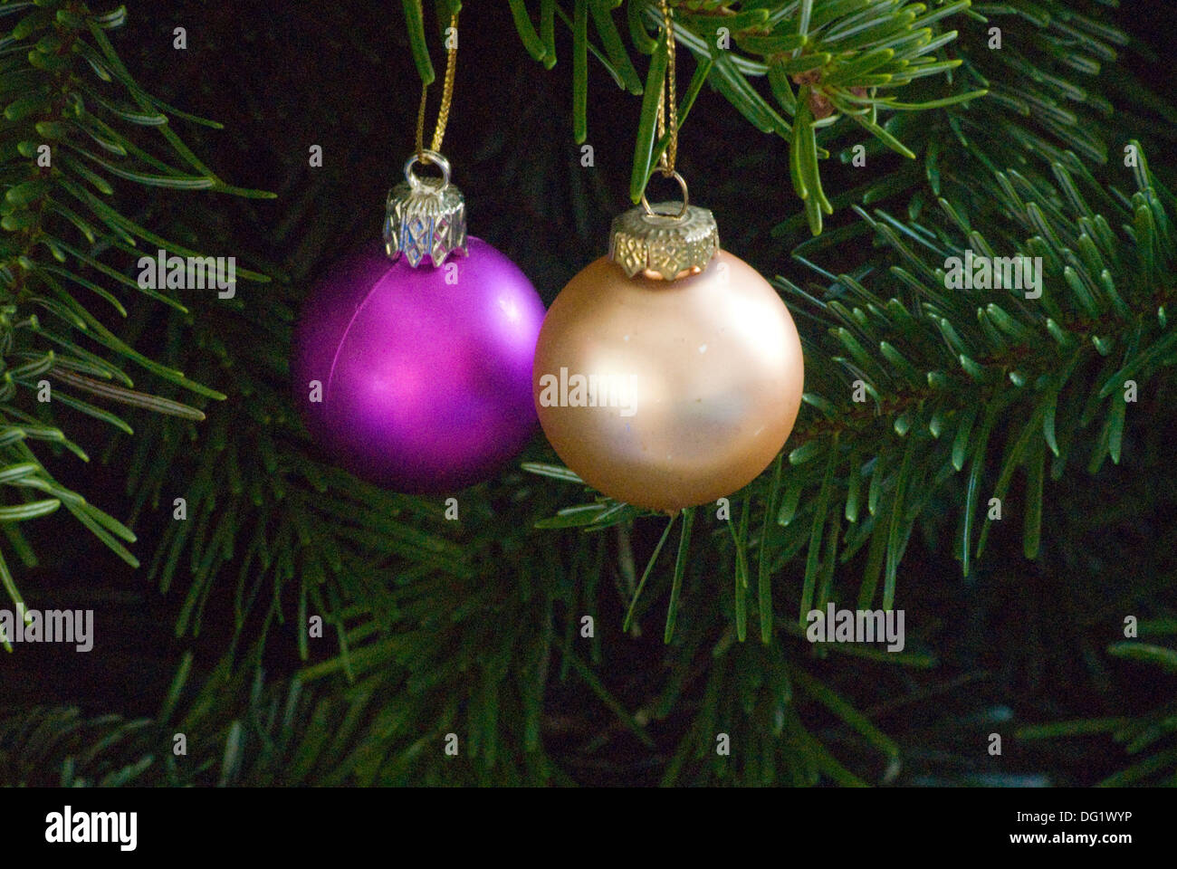 Christmas tree, traditional family decorations ornaments , Glass Bauble