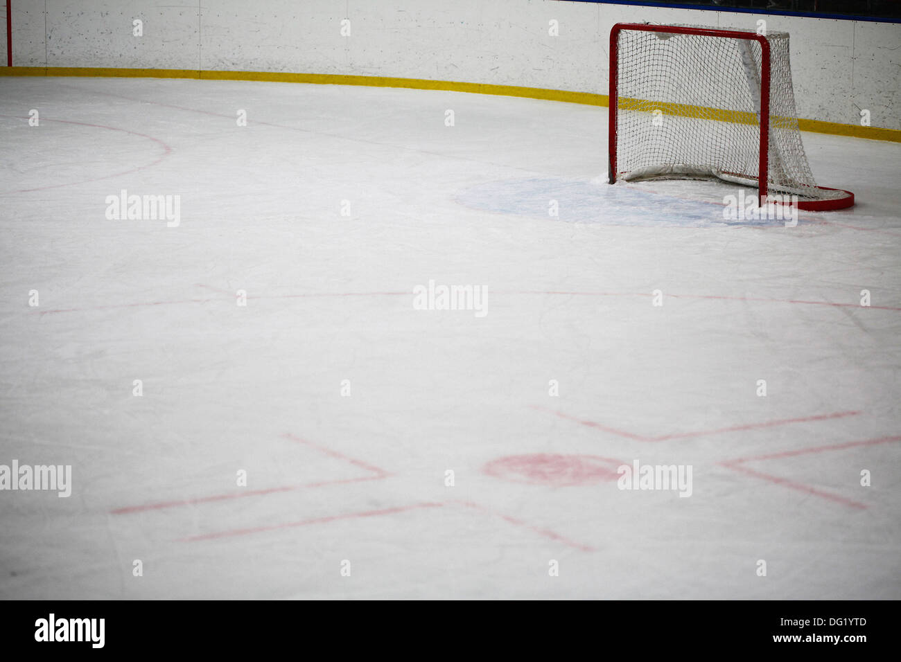 Empty hockey arena hires stock photography and images Alamy