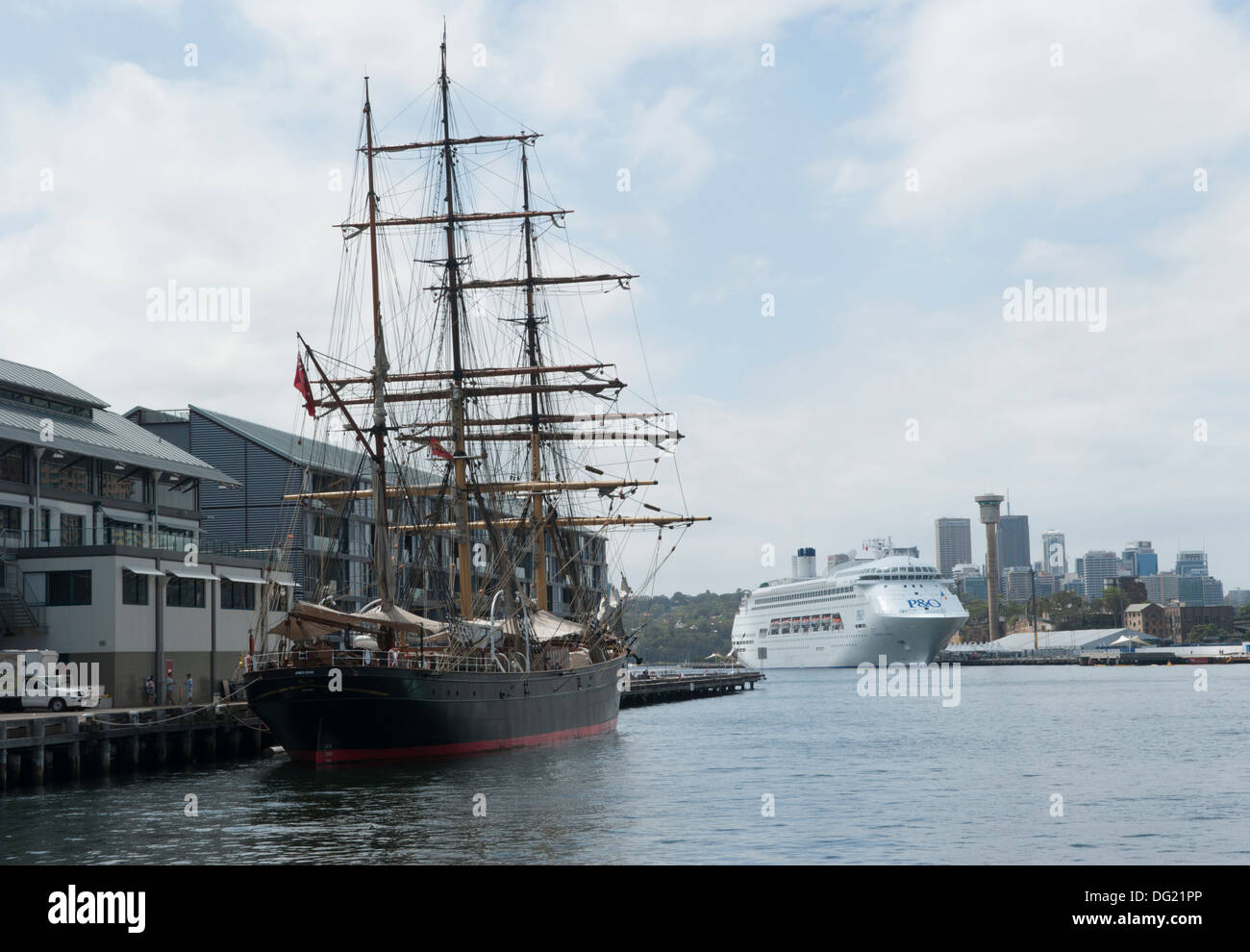 James craig sailing ship hires stock photography and images Alamy