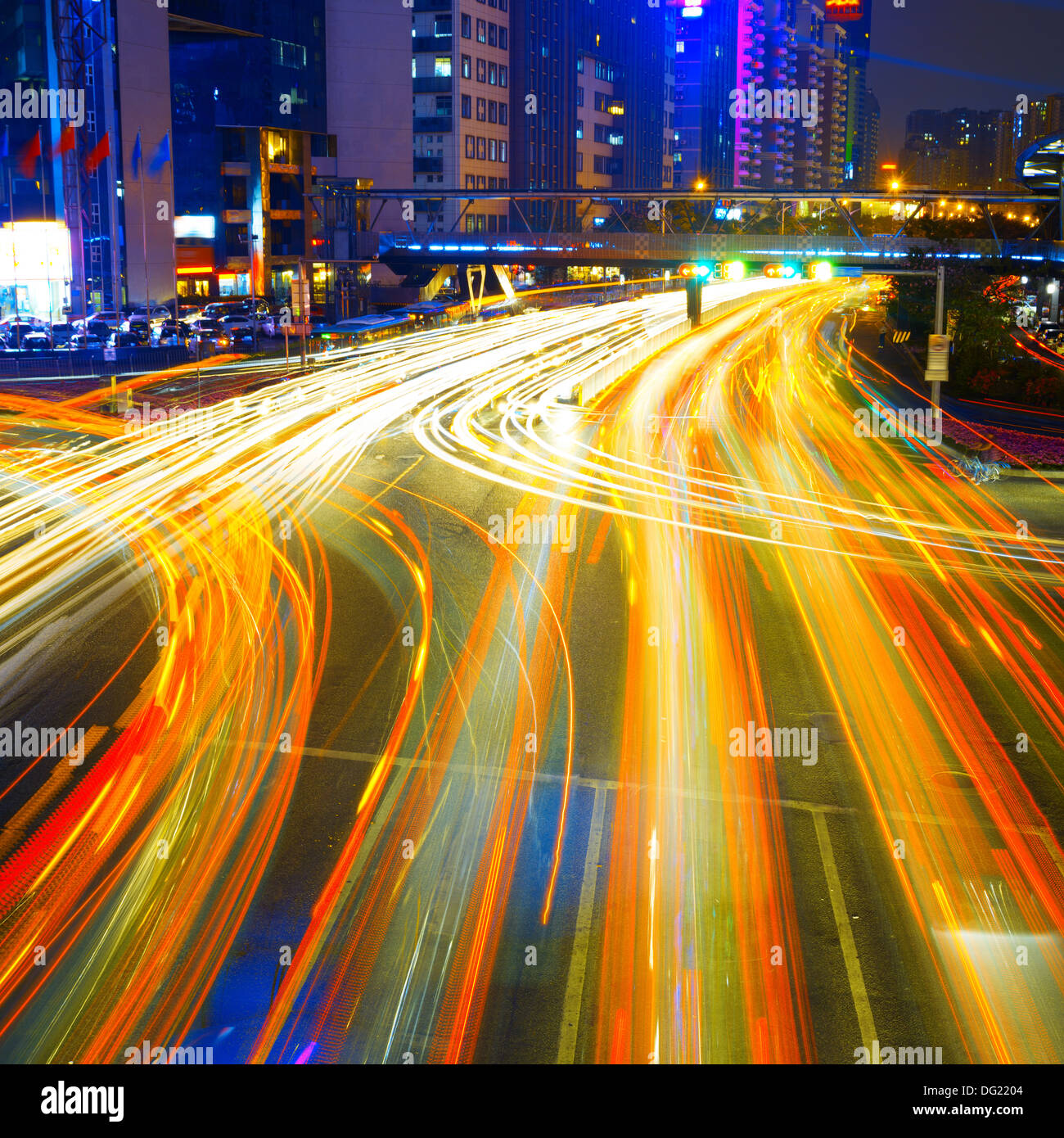 moving car with blur light through city at night Stock Photo Alamy moving car with blur light through city at night Stock Photo Alamy