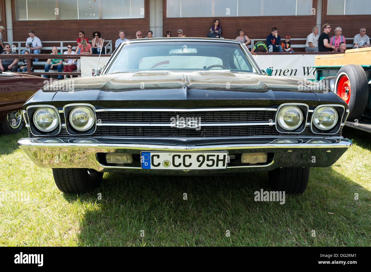 Car Chevrolet Impala Ss Super Sport Hardtop Coupe Stock Photo Alamy Car Chevrolet Impala Ss Super Sport Hardtop Coupe Stock Photo Alamy