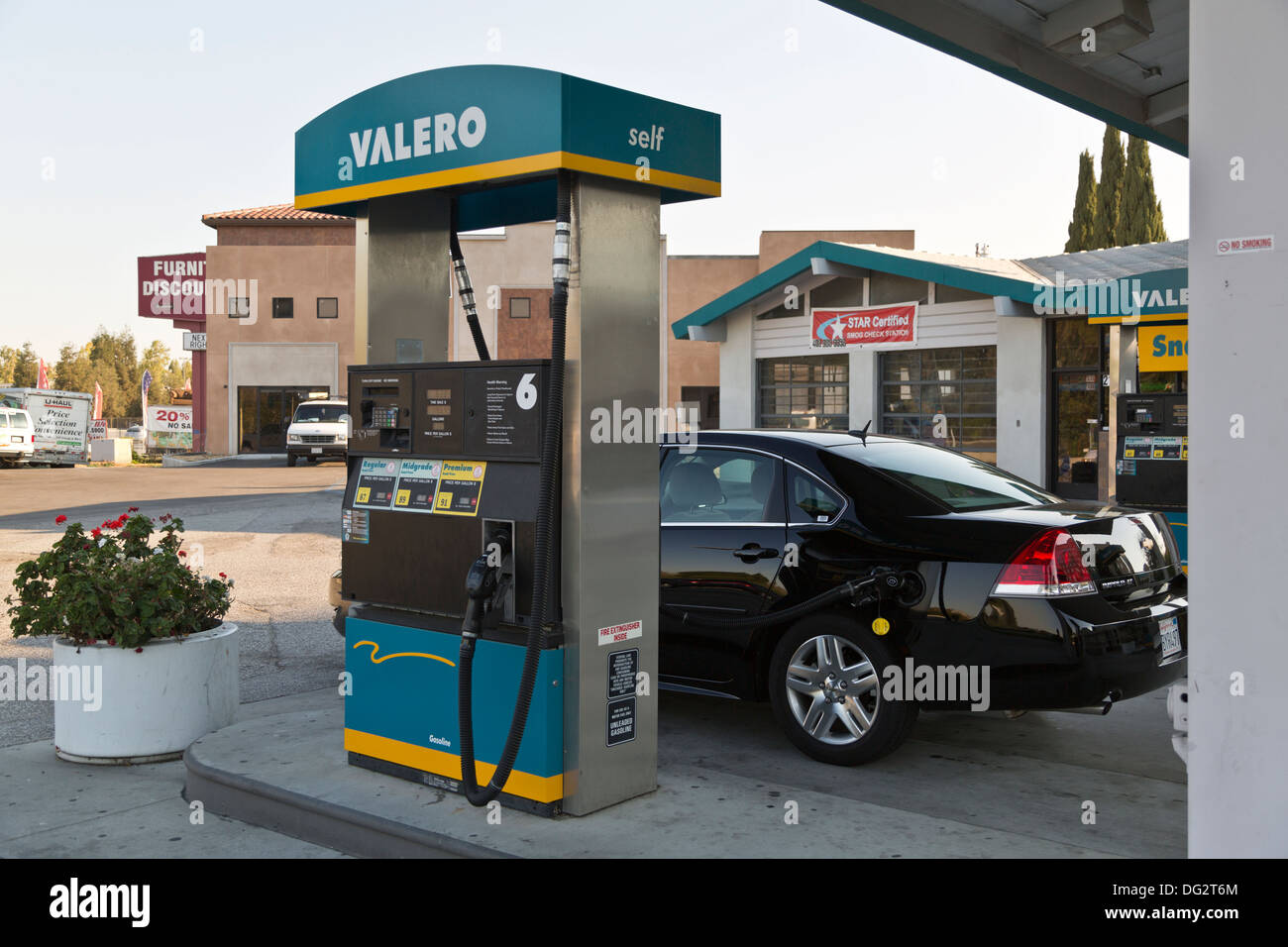 Valero gas station hires stock photography and images Alamy