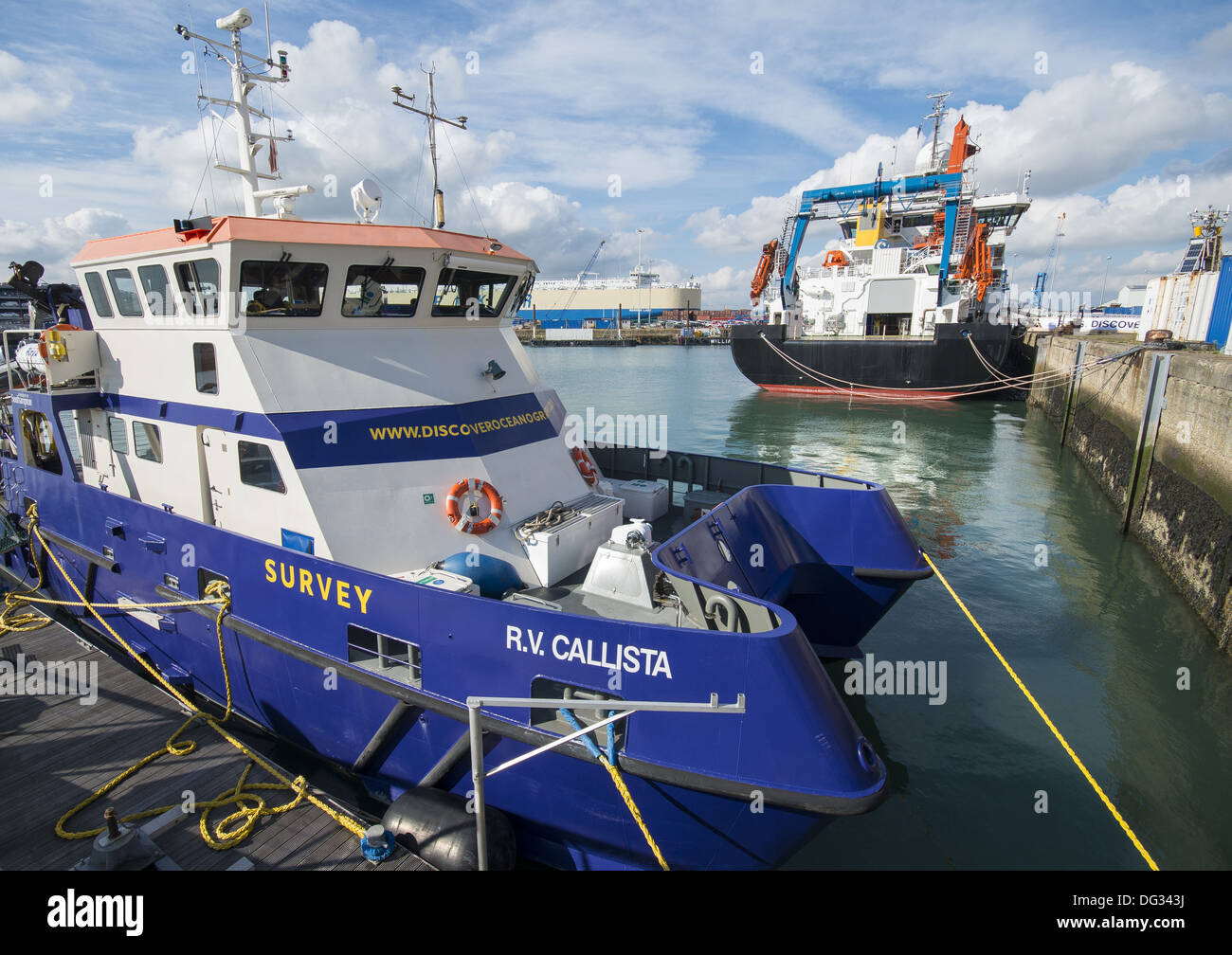 The Callista research vessel and the new RRS Discovery Royal Research Ship at Empress Dock, Southampton, Hampshire, England, UK Stock Photo