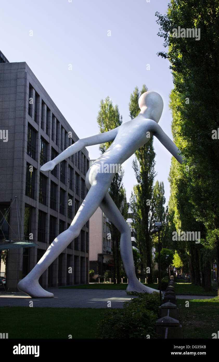 The 55 Feet High Walking Man Statue By Jonathon Borofsky Stock Photo the-55-feet-high-walking-man-statue-by-jonathon-borofsky-stock-photo