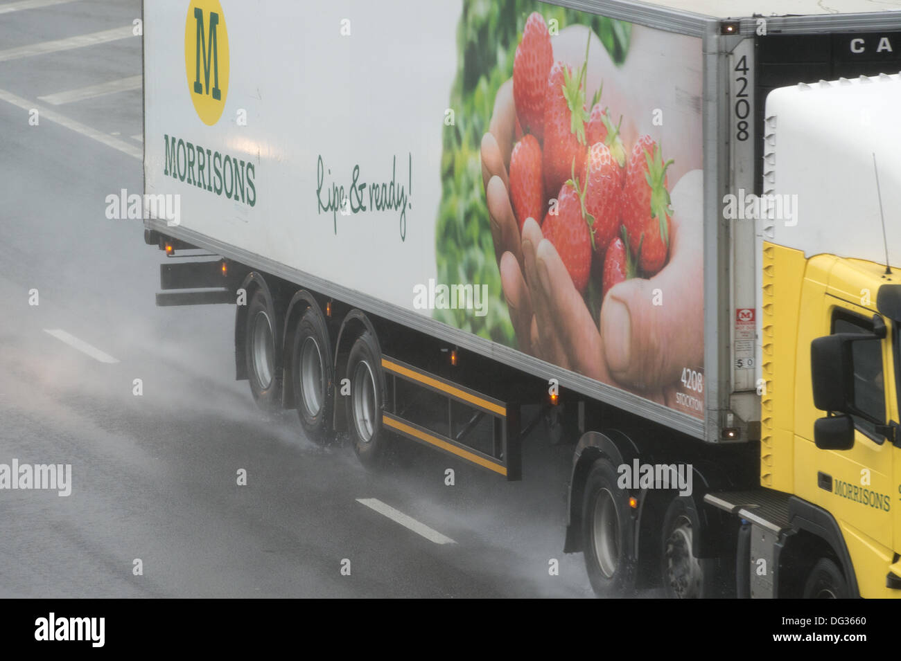 Rain causes hazardous highway driving hi-res stock photography and ...