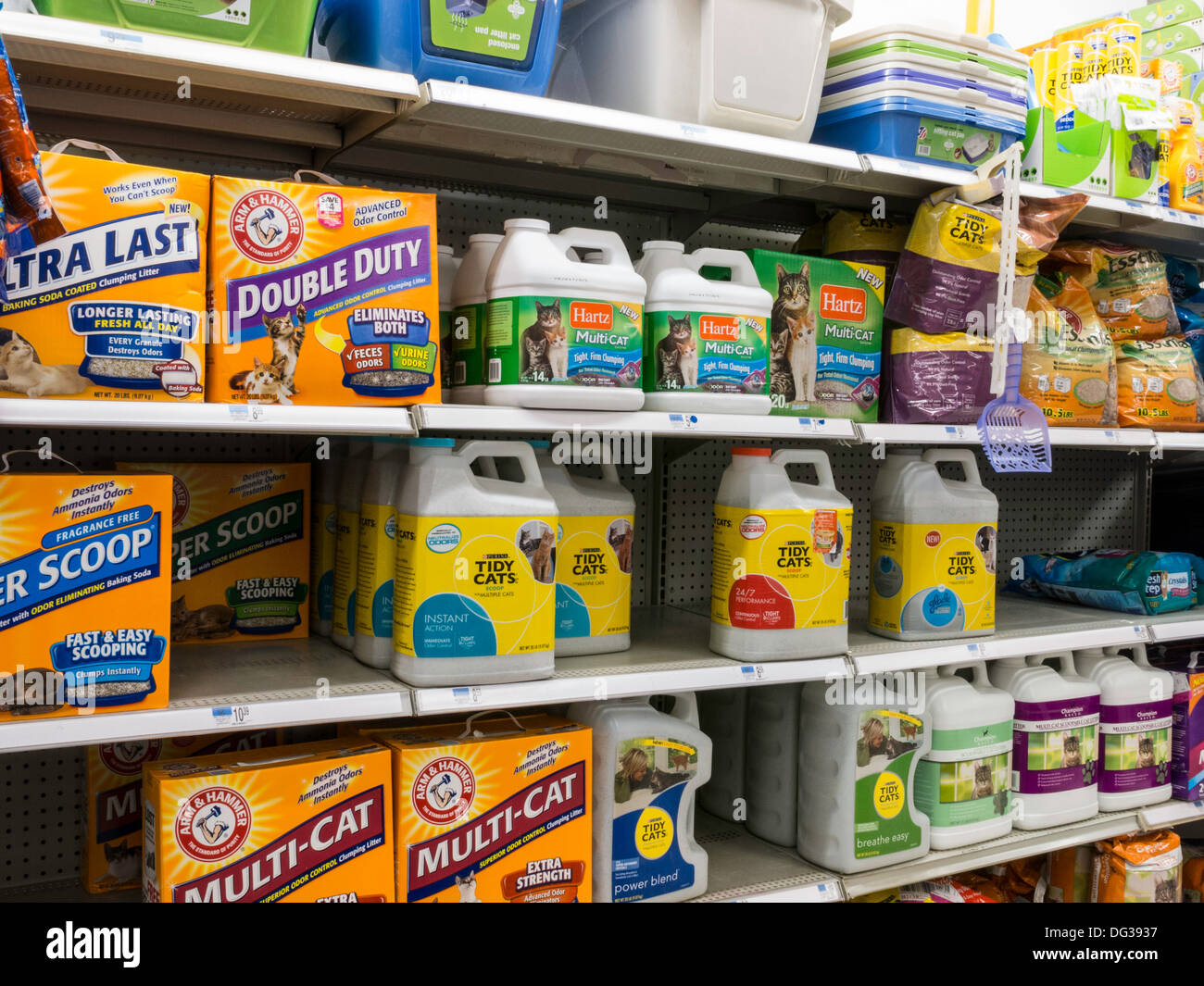 Kitty litter hi-res stock photography and images - Alamy