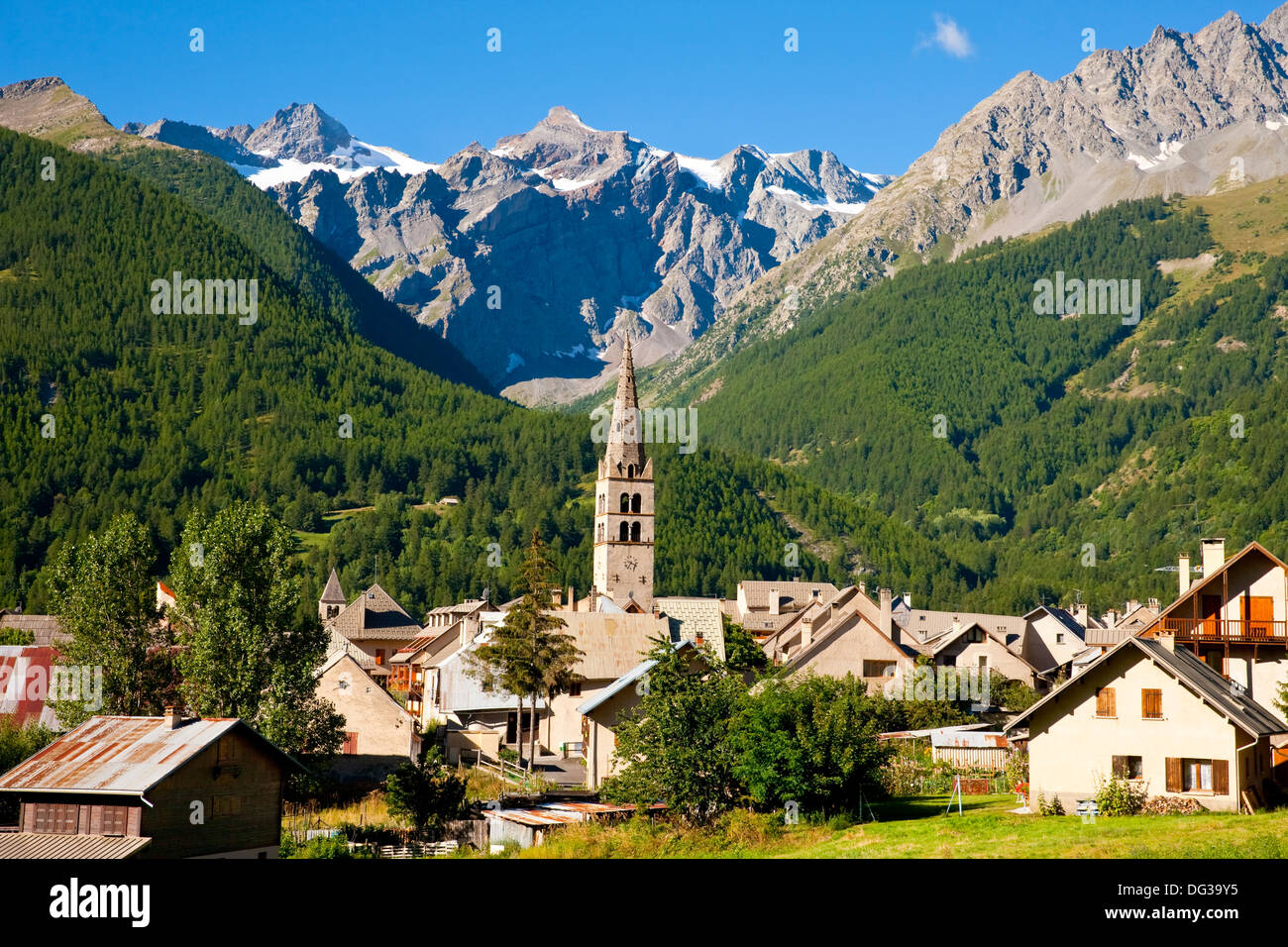 Le Monêtier-les-Bains, the highest village of the French ski resort of Serre  Chevalier, France Stock Photo - Alamy