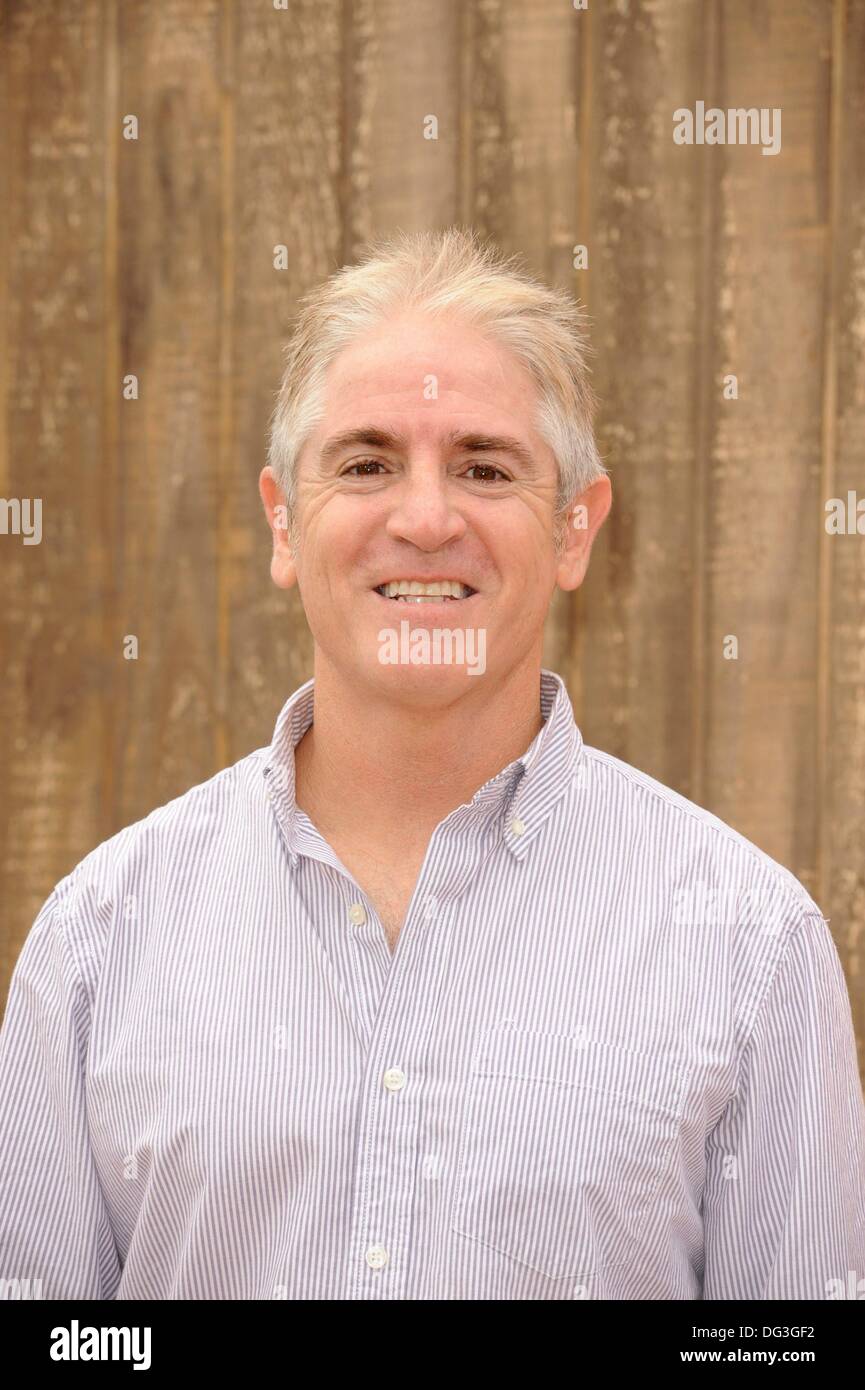 Los Angeles, CA, USA. 13th Oct, 2013. Carlos Alazraqui at arrivals for FREE BIRDS Premiere, Regency Village Theatre in Westwood, Los Angeles, CA October 13, 2013. Credit:  Elizabeth Goodenough/Everett Collection/Alamy Live News Stock Photo