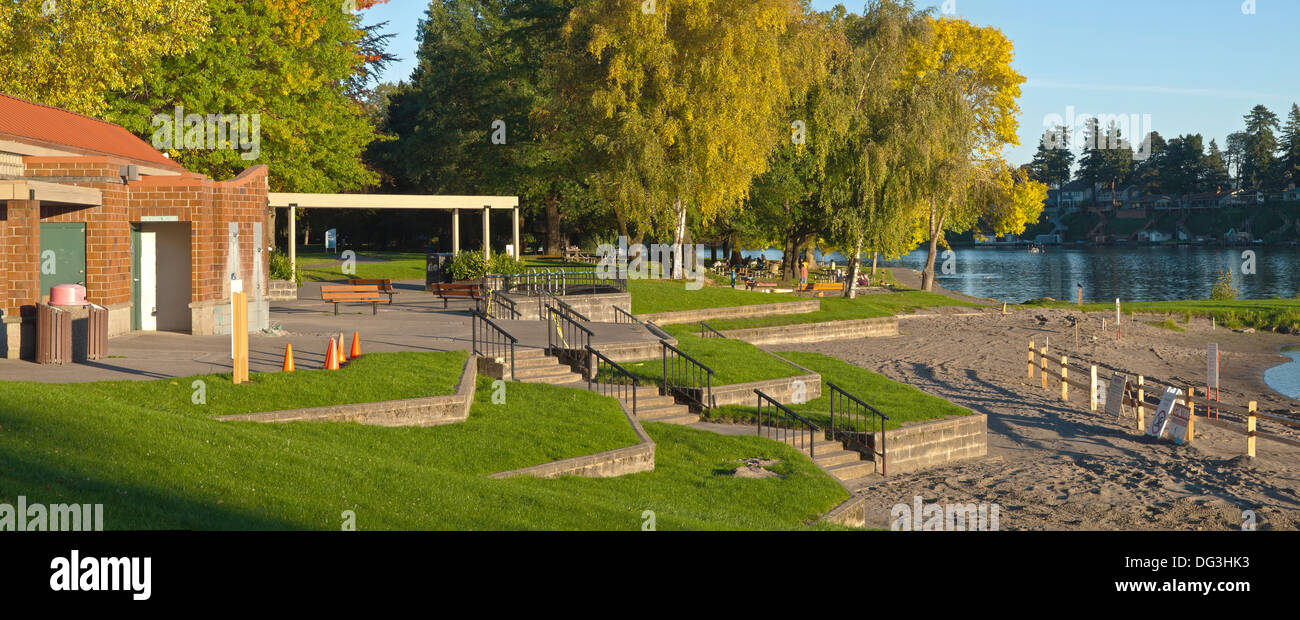 Blue lake park panorama and picnic in Fairview Oregon Stock Photo Alamy