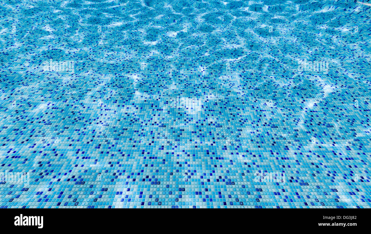 Mosaic blue swimming pool hi-res stock photography and images - Alamy