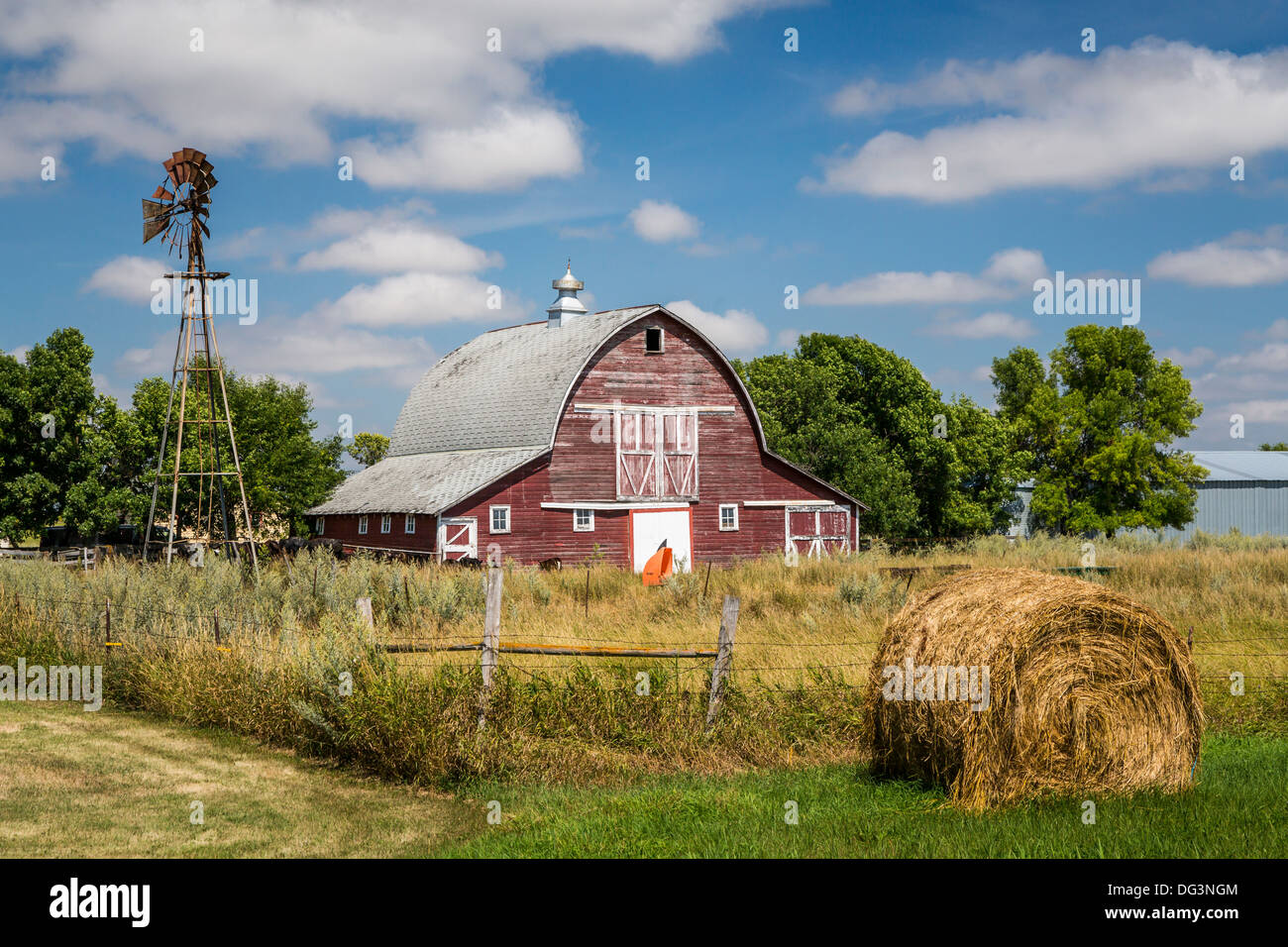 Red Barn Windmill Farm Near Stock Photos Red Barn Windmill Farm