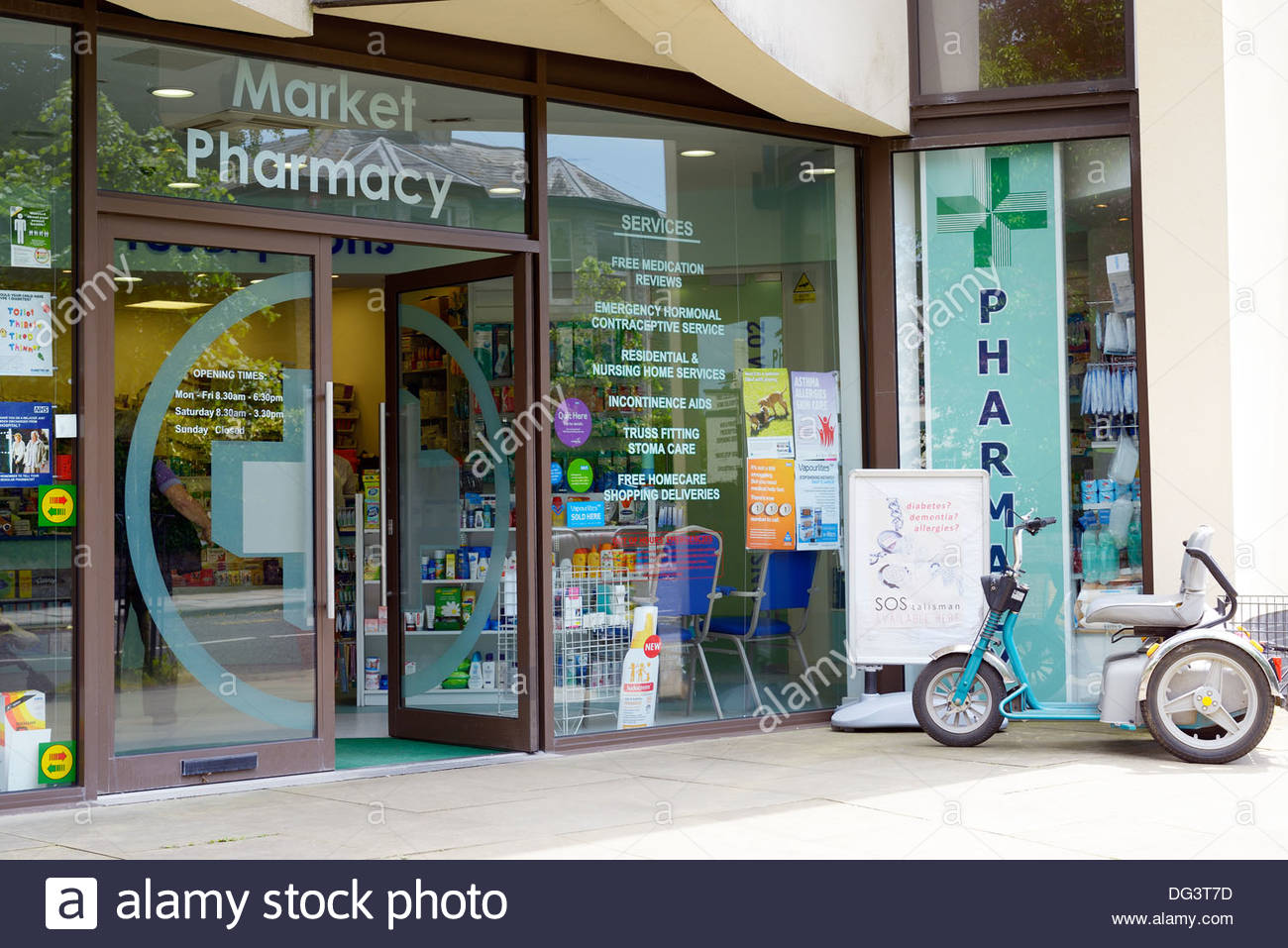 High Street Pharmacy Stock Photos & High Street Pharmacy Stock Images