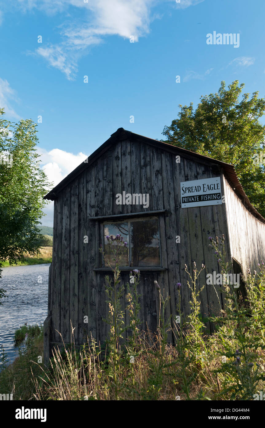 Wye valley walk footpath along the side of the river Wye near Glasbury