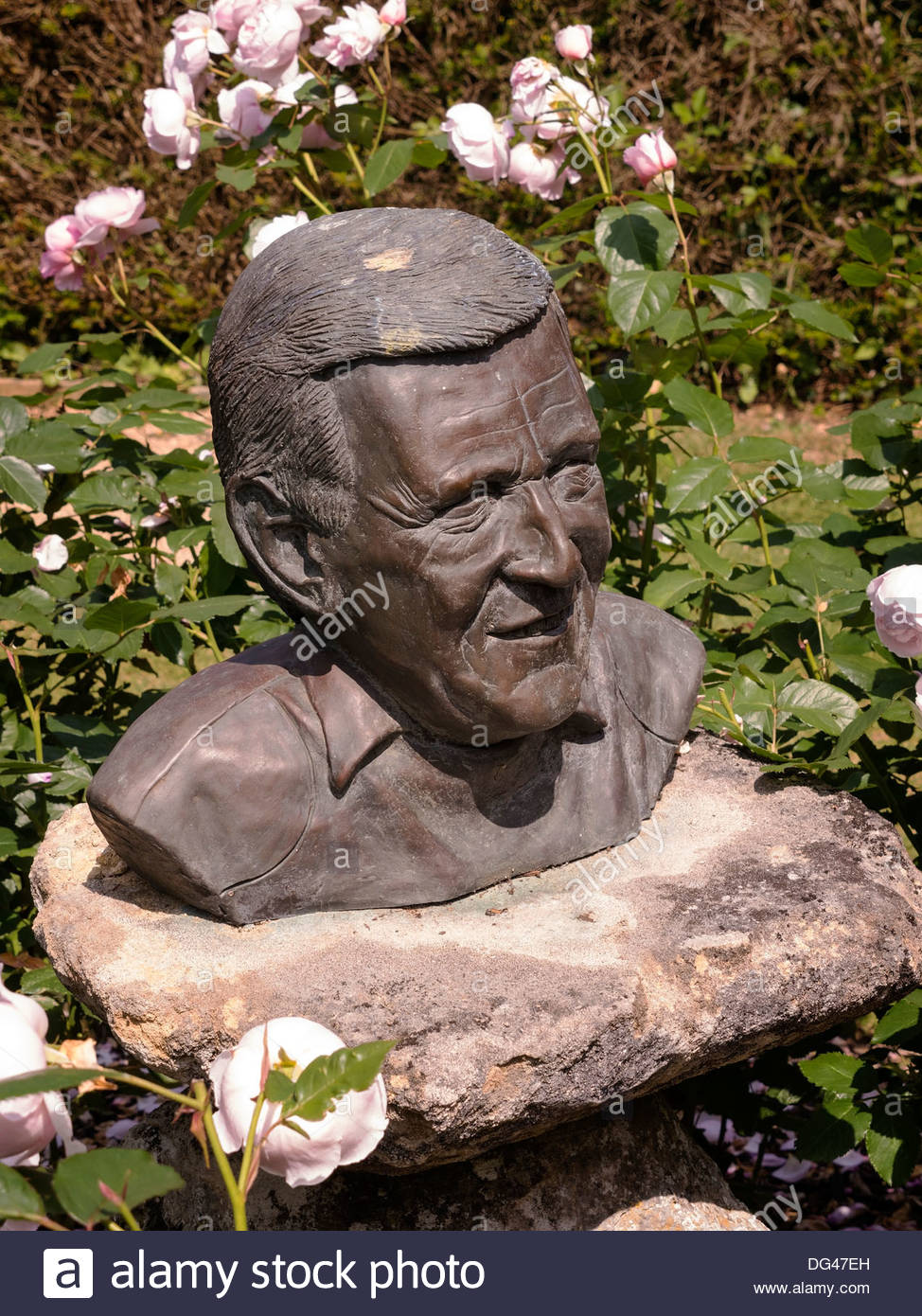Bronze Bust Of Geoff Hamilton The Famous Gardener By His Son