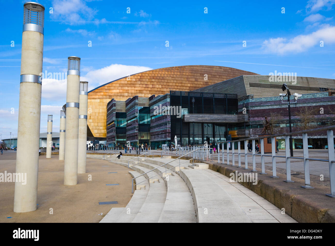 Roald dahl plaza hires stock photography and images Alamy