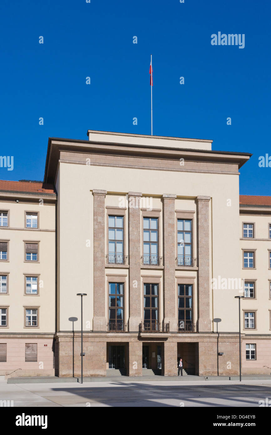 Neue Landhaus, New federal state parliament building, Eduard Wallnofer Platz, Innsbruck, Tyrol, Austria. Stock Photo