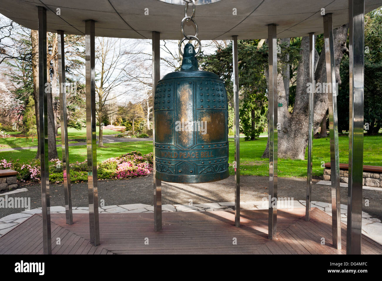 Christchurch, South Island, New Zealand. the World Peace Bell in the Botanic Gardens. Stock Photo